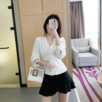 

WOMENGAGA 2020 Summer New Blouse Long-sleeve V-neck Lace Patchwork Casual Hollow Out Single-breasted Bandage Fashion A389