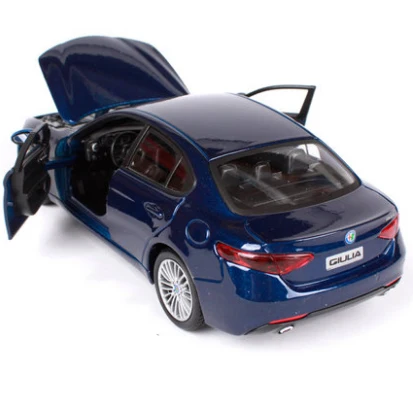 Новое поступление Bburago 1:24 Alfa Romeo GULIA модель гоночной машины Литой модельный автомобиль игрушка для детей подарки с коробкой