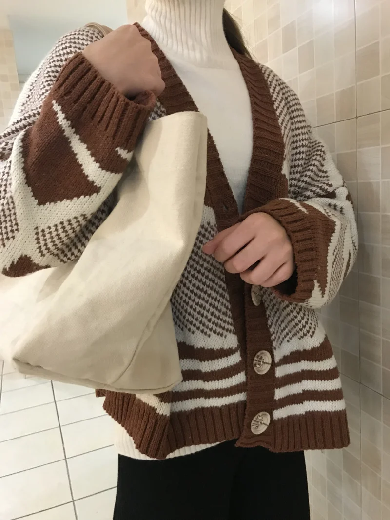 TWOTWINSTYLE Striped Knitted Women's Sweater V Neck Batwing Sleeve Korean Female Cardigans Autumn Oversized Fashion New