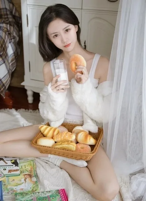 清纯美女