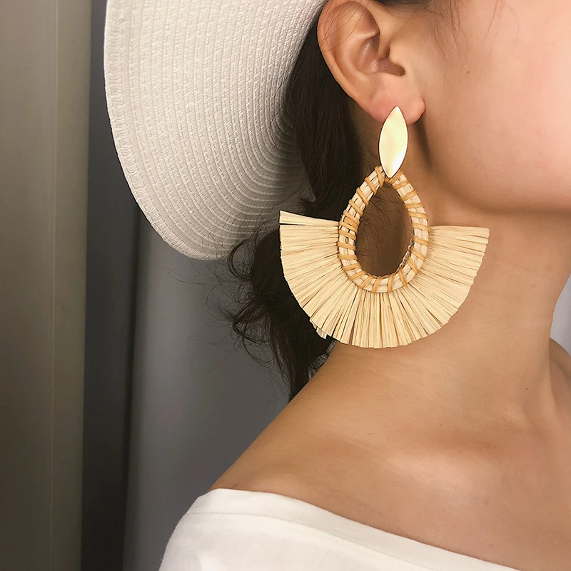 

AMORCOME Boho Handmade Water Drop Raffia Tassel Earrings Summer Bohemia Raffia Rattan Woven Dangle Earrings For Women Jewelry