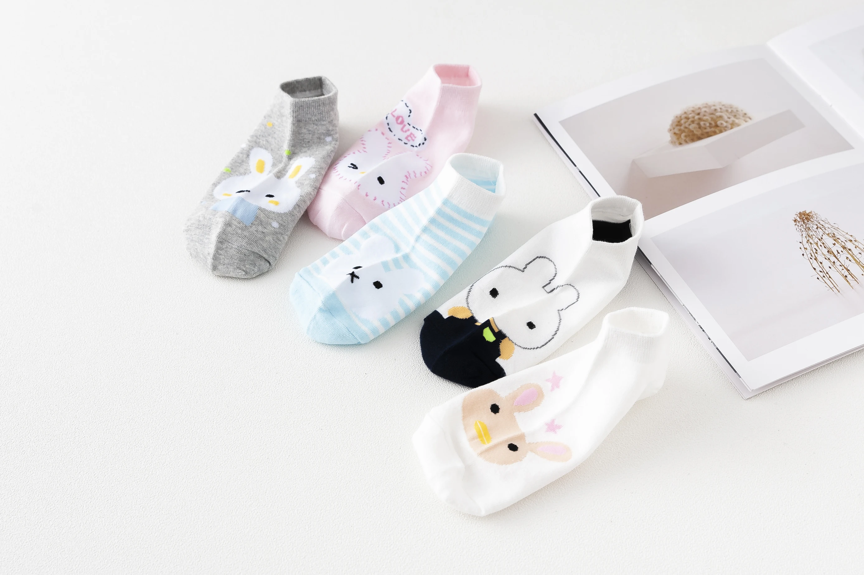 Новинка; милые носки kawaii; женские мягкие дышащие хлопковые носки с рисунком кролика и лодыжки; модные удобные повседневные носки