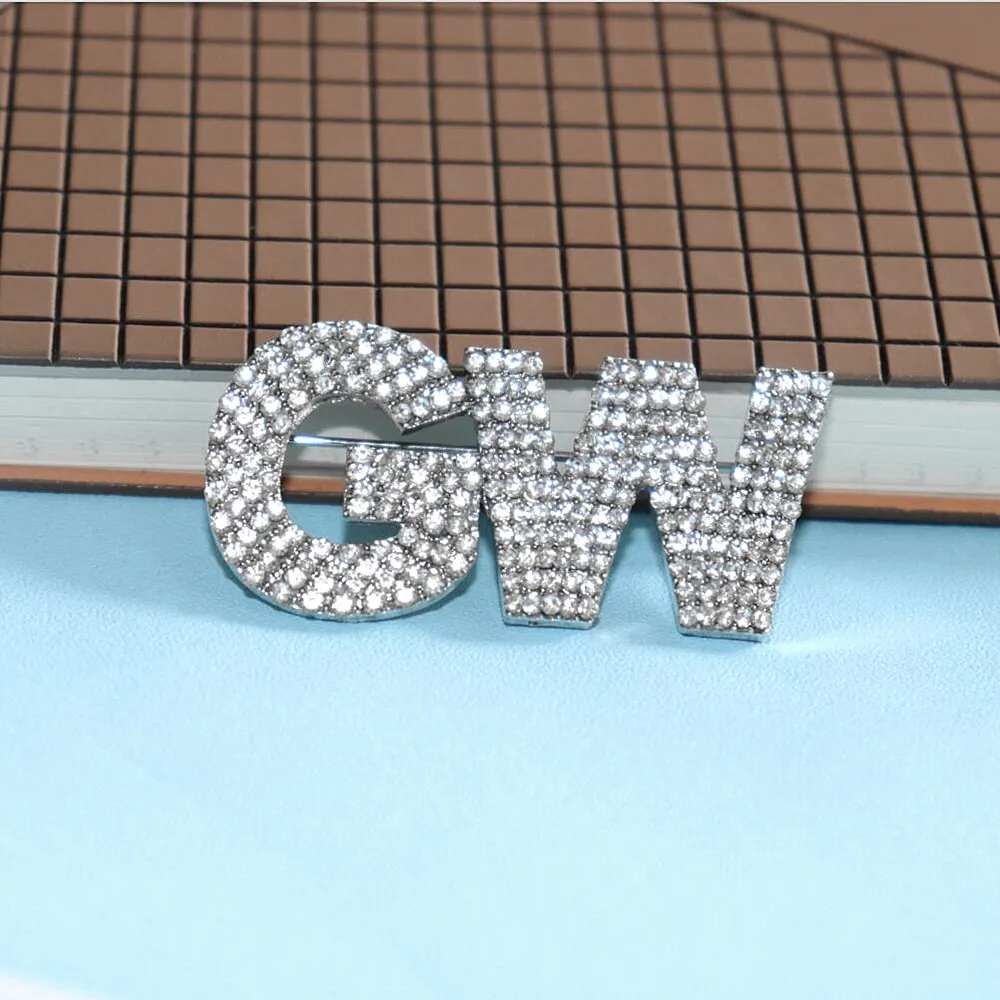 

Сплав с родиевым покрытием Clear Стразы английская буква GW брошь