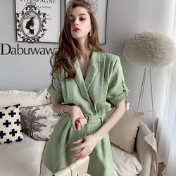 Dabuwawa Casual Solid Pleated Top + Shorts Two Pieces Women Short Sleeve Tops and A-Line Short Belt Set Female DT1BSE002