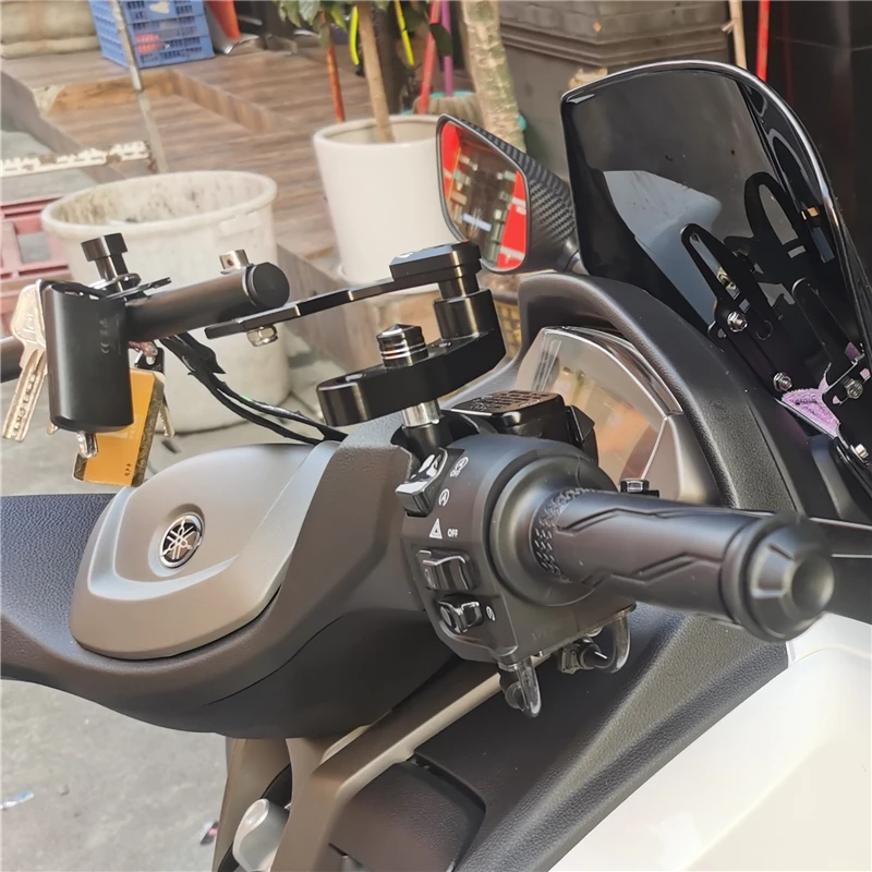 オートバイ調整可能なバランスバークロスバー CNC 携帯電話ホルダーユニバーサルバイクハンドルバー 7/8 ''22 Amazon | オートバイバランスバー  オートバイ強化 CNC 多機能クロスバー調整可能なハンドルバランスレバー GPS 電話ホルダー のために XMAX 250 300 オートバイ ... クロスバーバランス オートバイハンドルバーバランスクロスバー電話ホルダーブラケットハンドルバー XMAX 250 XMAX300 X