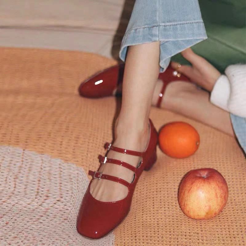 

New Mary Jane Shoes Square Toe Pumps Women Fashion Buckle High Heels Wedding Shoes Women Party Shoes Ladies Zapatos De Mujer