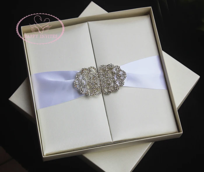 HI2003-122 Customzied Beige Off White Silk Folder Wedding Invitation with Chocolate Foil Printing More Colors Available