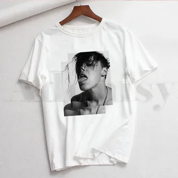 

Yungblud Women's T Shirt Summer Short Sleeve Printed Chewing Print Funny Harajuku Tshirt Tops Women T-shirt Streetwear Female