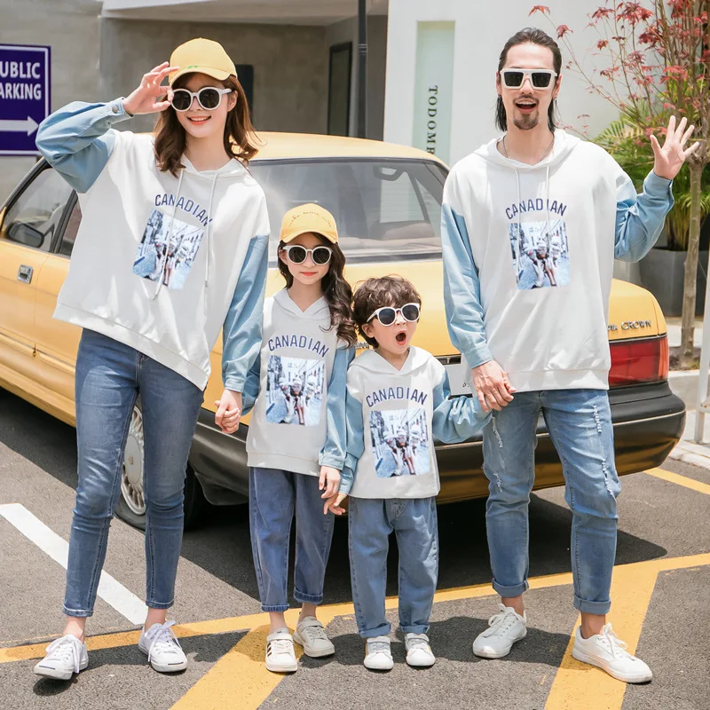 

Family Look Family Matching Clothes Mommy and Me Clothes Couples Fall 2019 New Loose Sweater Stitching