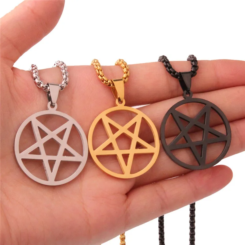 

2020 new European and American style retro Pentagram star trendy men's titanium steel necklace pendant for men and women