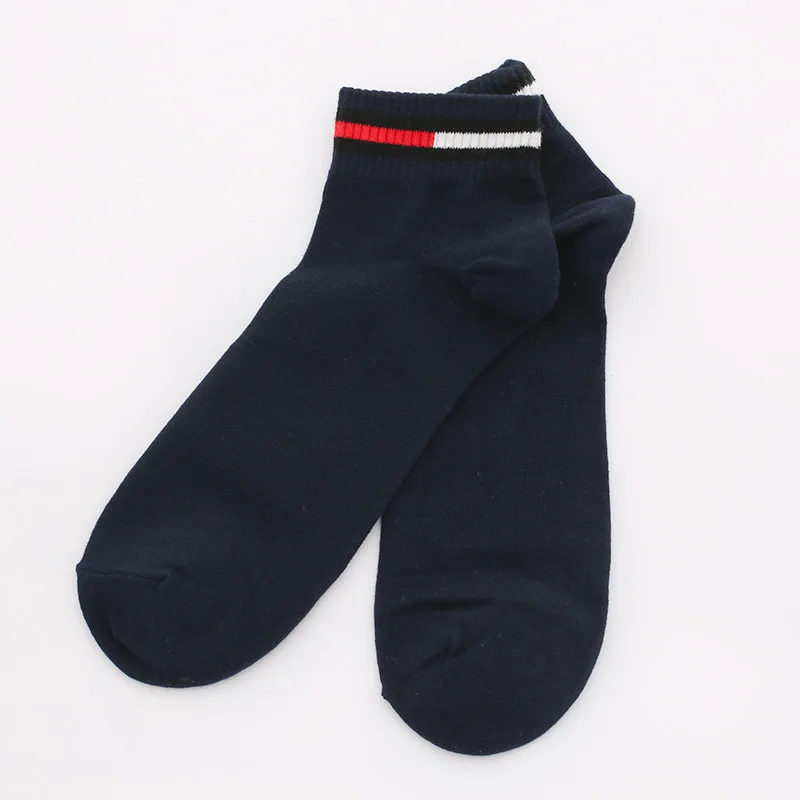 Navy blue Модные хлопковые носки для мужчин; спортивные черные носки для мальчиков; Повседневные Классические деловые мягкие зимние носки; Mujer - Цвет: Navy blue