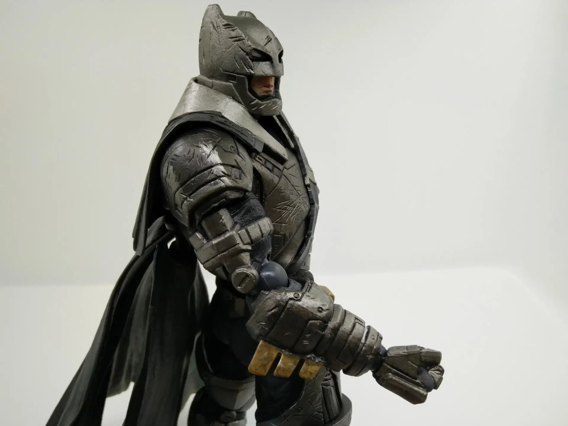 DC Dawn of Justice Play Arts Change PA Change 2 Generation Reload Batman Super Cute Cartoon Boxed Garage Kit
