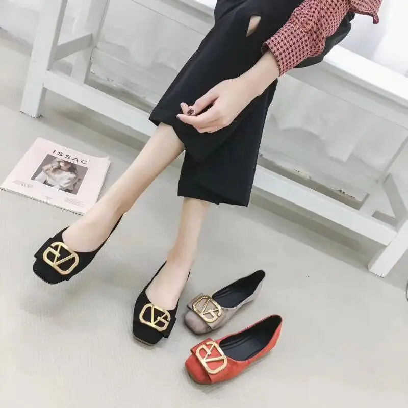

2019 Autumn New Style Sweet Women's Square Head Low-Cut Flat Metallic Decoration Slip-on Foot Covering Women's Fashion Shoes