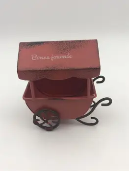 

6Pcs/Lot 8.5x5.5xH8.5CM Mini garden carts iron wagons Francais Bonne journee Dollhouse Accessories antique red garden building