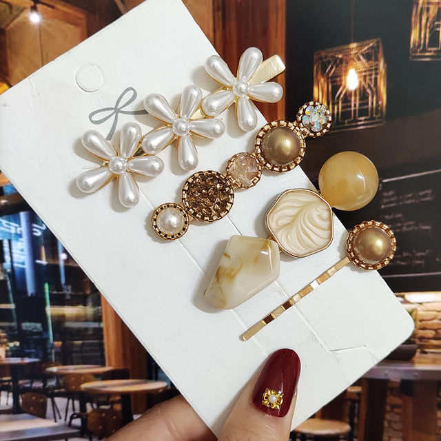 Starfish Hair Clip For Women 2022 Korean Acrylic Hairpins Geometric Crystal Hair Barrettes Girl Hair Accessories Hairgrip