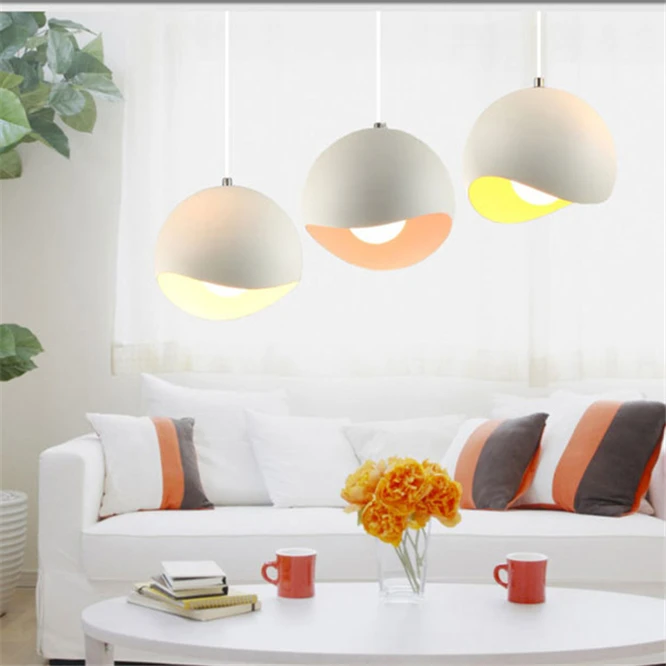 2432976267_1166498997