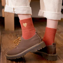 Ins/суперплотные теплые женские носки с вышивкой в виде сердечек; сезон осень-зима; удобные мягкие дышащие носки из смешанного хлопка и махровой ткани; европейские размеры 34-40