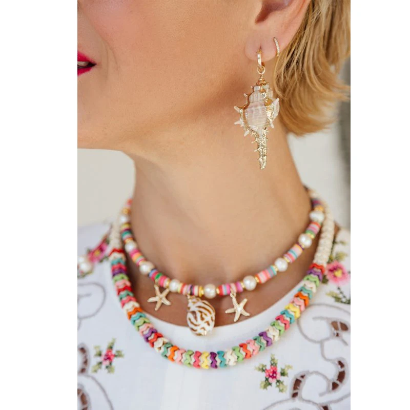 Handpicked-Edit-Rainbow-Beads-533x800