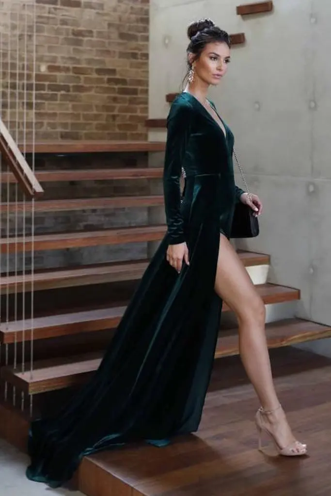 green_velvet_gown_elle_zeitoune_1024x1024