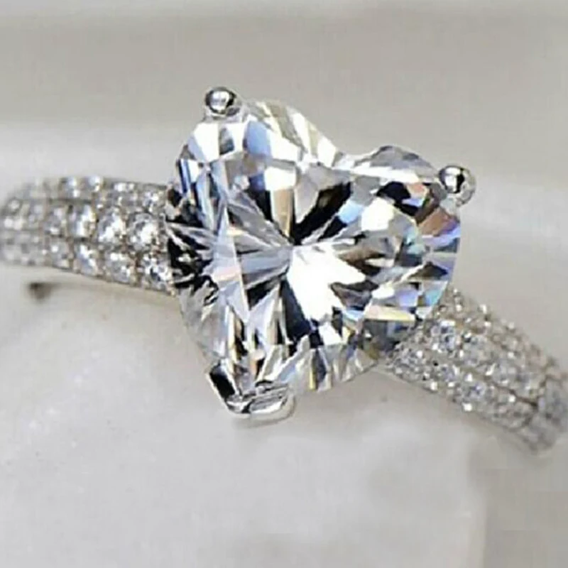 Женское кольцо из серебра 925 пробы с бриллиантом 2 карата | Украшения и аксессуары