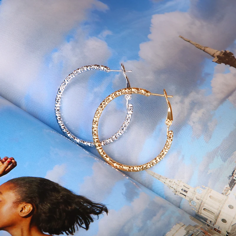 Высокое качество круглый 4 см серьги-кольца для женщин золото серебро хорошее покрытие держать цвет в течение длительного времени подарок жены уха аксессуары