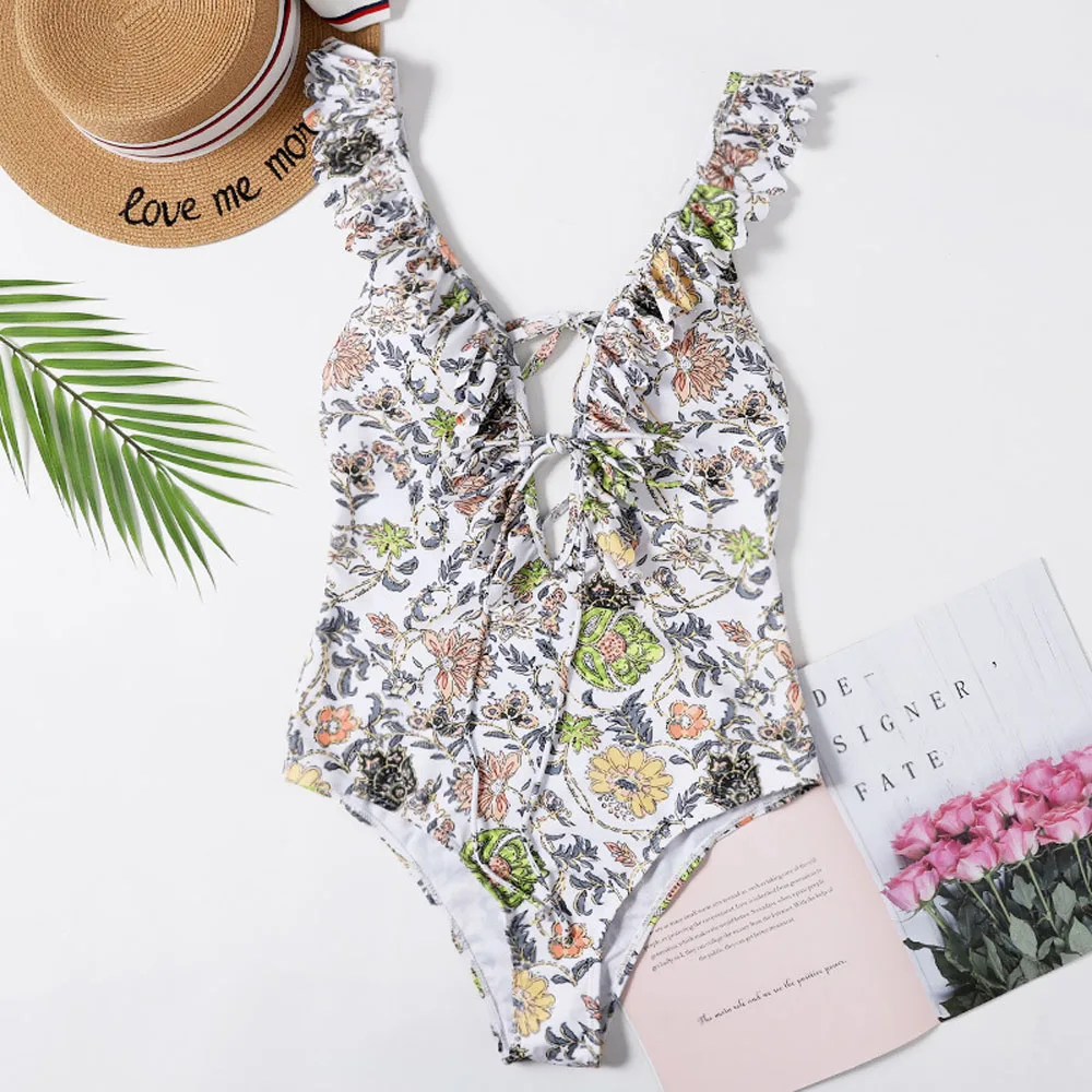 Floral Plunging Neckline One-Piece Swimsuit Sexy Deep V-neck Women Monokini 2020 Girl Beach Bathing Suit Ruffled Swimwear | Спорт и