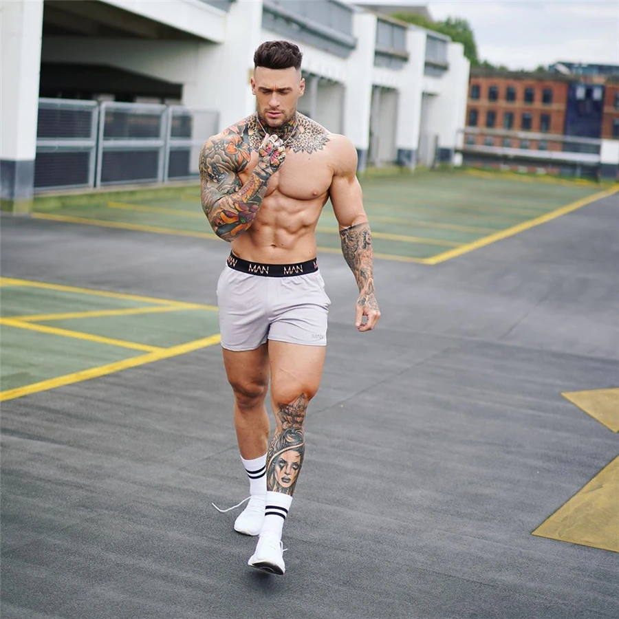 2021 Summer New Sports Fitness Shorts Men's Quick-drying elastic Training Running Casual Men's Outdoor Five-Point Pants