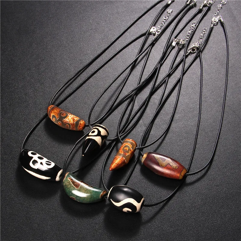 Gree Moon Shape Dzi Agat Necklace Women Elegant Vintage Bronze Tibetan Agat Beads Collar Men Black Leather Choker Birthday Gift - Image 5