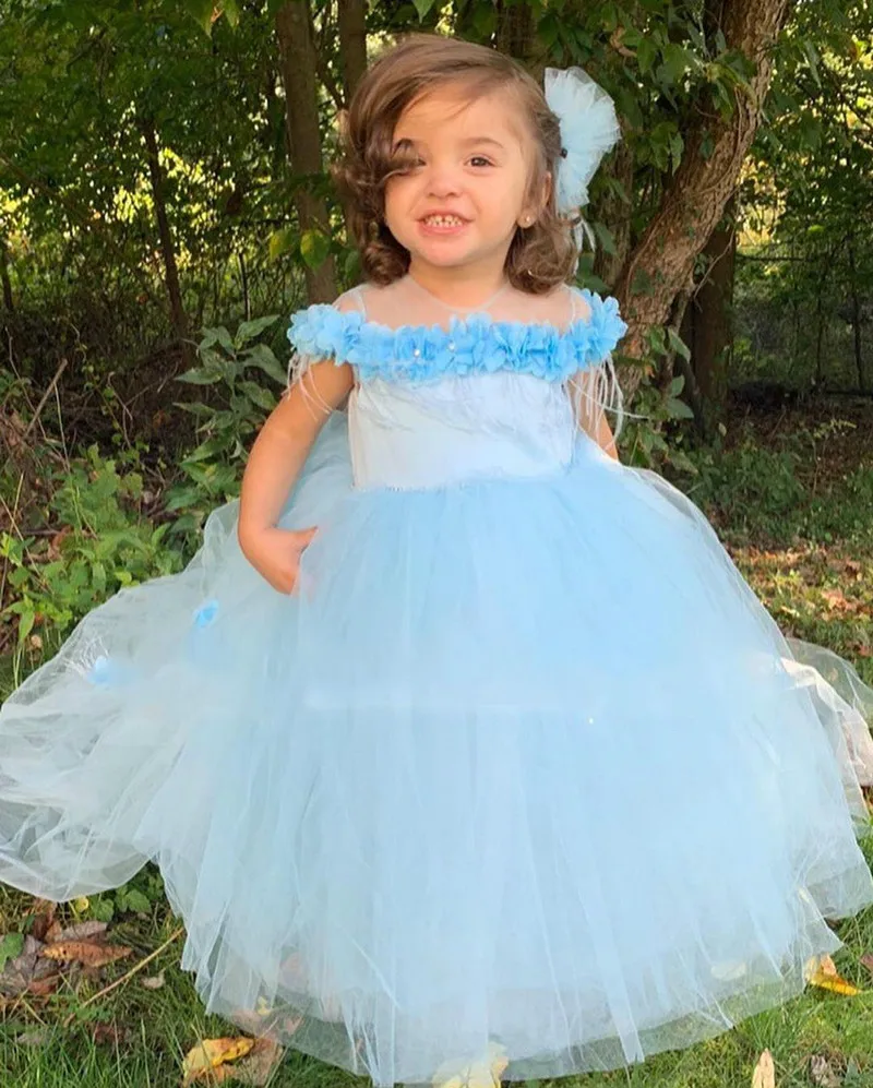 

Sheer Neck Flower Girl Dresses Hand Made Flowers Beaded Little Girl Wedding Dresses Elegant Communion Pageant Gowns