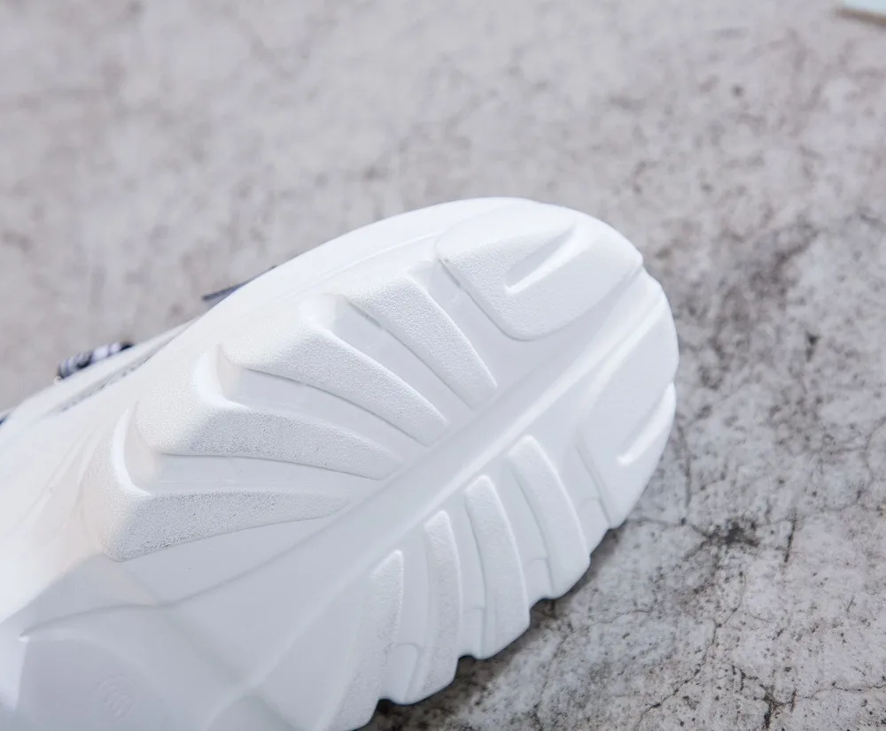 HTB1lnNIaiHrK1Rjy0Flq6AsaFXal