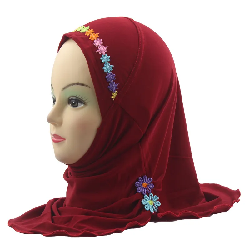 Muslim Hijab Headscarf Islamic Arab Scarf Shawls with Beautiful Flowers for Girls Kids age 2-6 - Цвет: Red