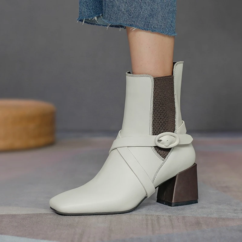 

2020 winter short boots square toe thick heel cow leather cross strap buckle elastic band Chelsea boots white boots for woman