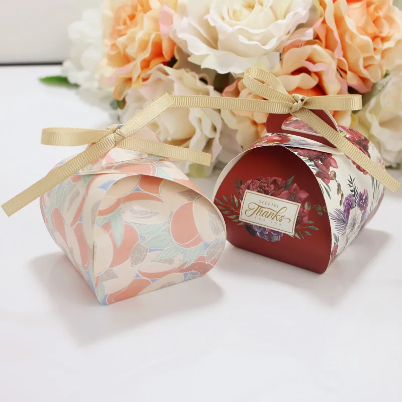 

100pcs Creative Handbag Style Wedding Favors Candy Box Bomboniera Party Supplies Gift Box Giveaways Box Chocolate Boxes