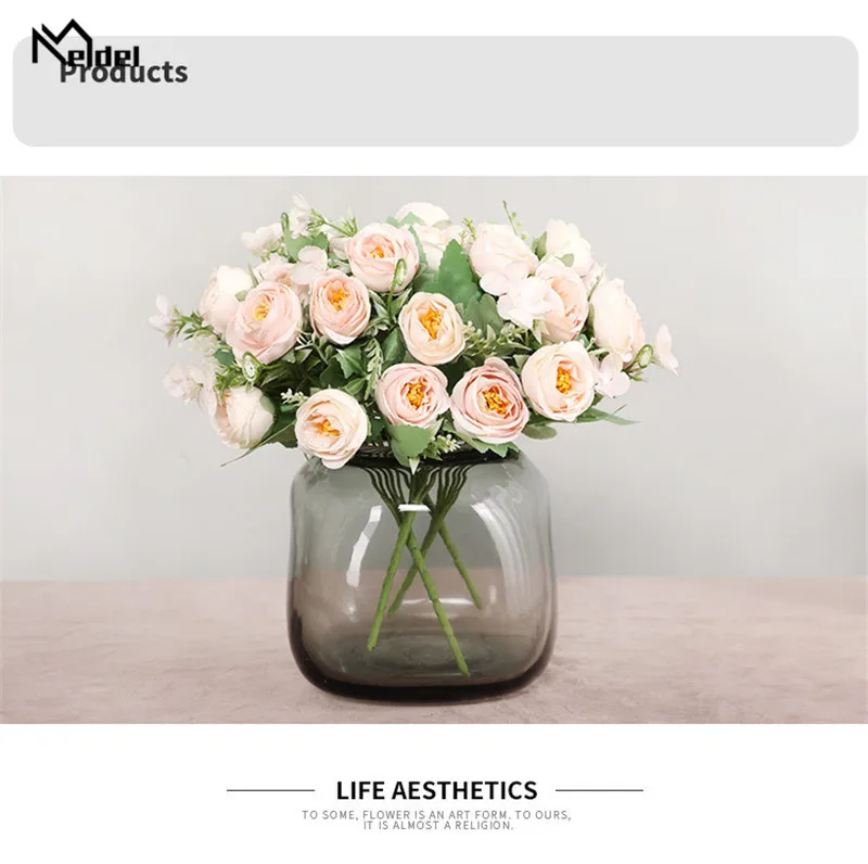 13433926207_666701632