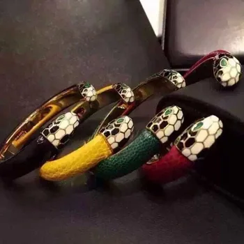 

Brand European and American hot-selling jewelry fashion bracelet Exquisite snake head shape gift for lover