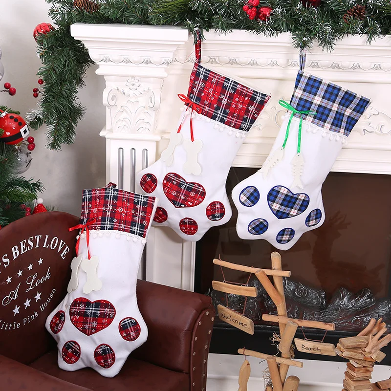 

Plaid Christmas Gift Bags Decorations Red/Blue Pet Dog Cat Paw Xmas Hanging Stockings Christmas Tree Pendant Ornaments New Year