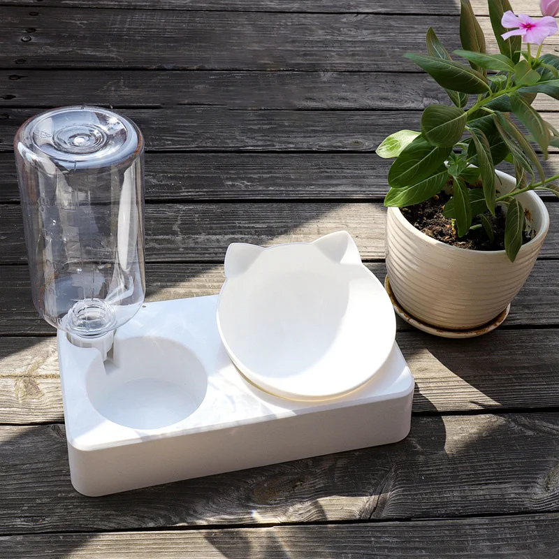 Pet Bowl Automatic Cat Water Dispenser 15 Degrees Tilted Dog Bowls Neck Protection Feeder For Dogs Cats Feeding Pets Supplies