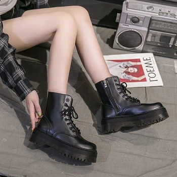 

YUXIANG Women Winter Boots Genuine Leather Platform Boots Black Martens Ankle Boots Motorcycle Thick Heel Women Shoes Big Size