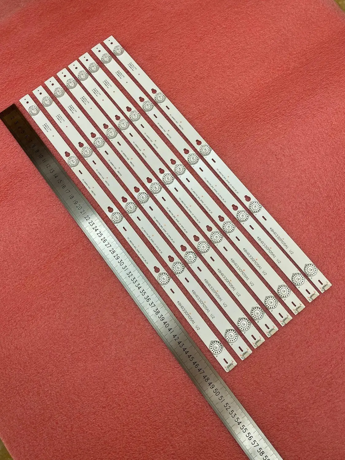 

New 80 PCS/lot 5LED LED Backlight strip For 48FS3750 48HR330M05A1 V2 4C-LB4805-HQ4 48D2700 YHE-4C-LB4805-YH1CK B48A858U LE48M4S1