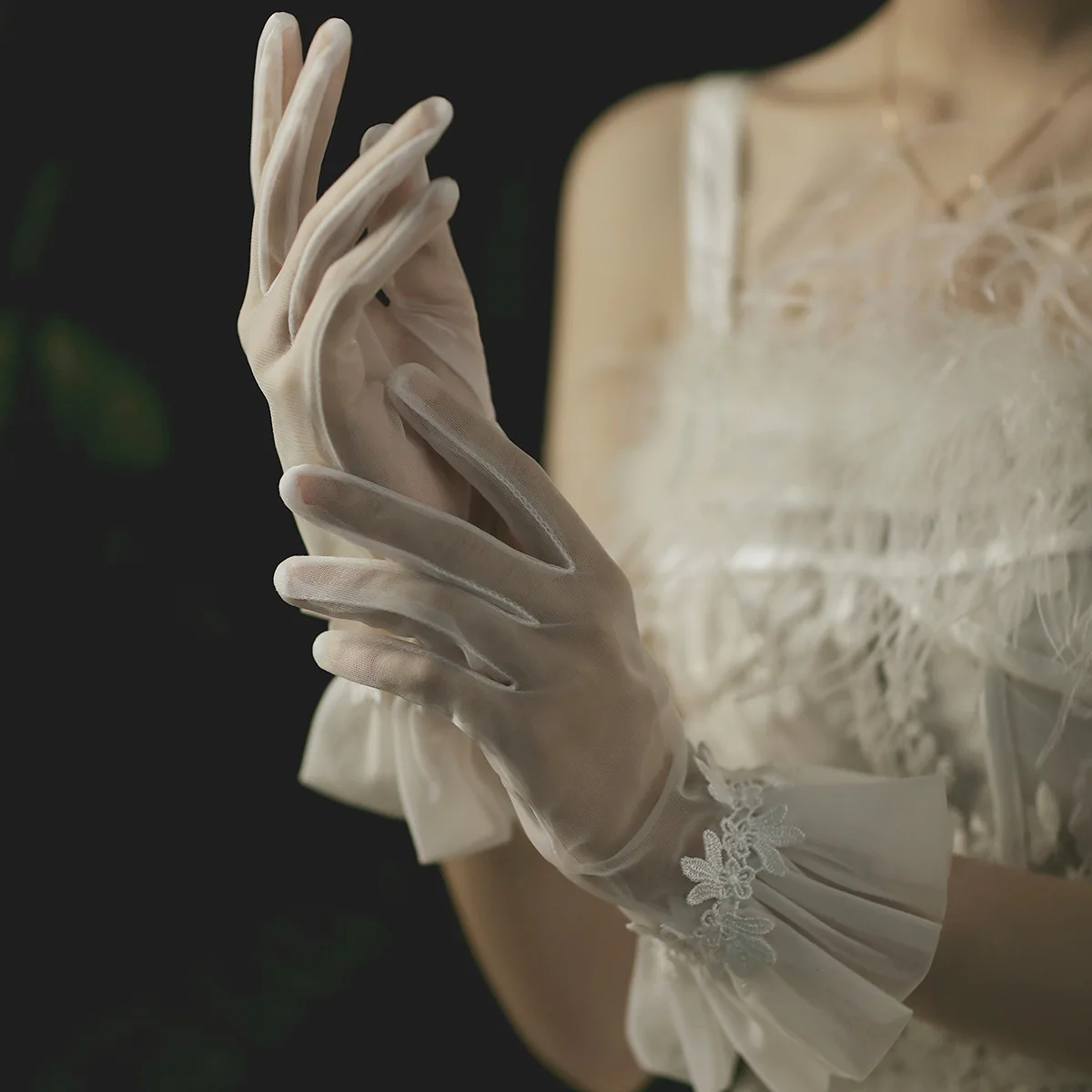 

Sequin Bridal Wedding Dress Lace Gloves White Pearl Fishnet Gloves Wedding Gloves For Bride With Bow Ten Styles Available