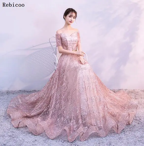 

Женское мини-платье в горошек, с V-образным вырезом