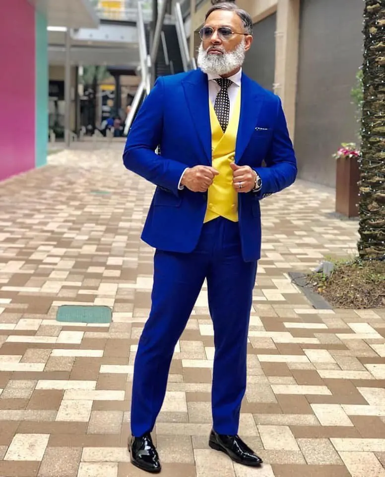New-Style-Groomsmen-Peak-Lapel-Groom-Tuxedos-Royal-Blue-Men-Suits-Wedding-Best-Man-Jacket-Pants