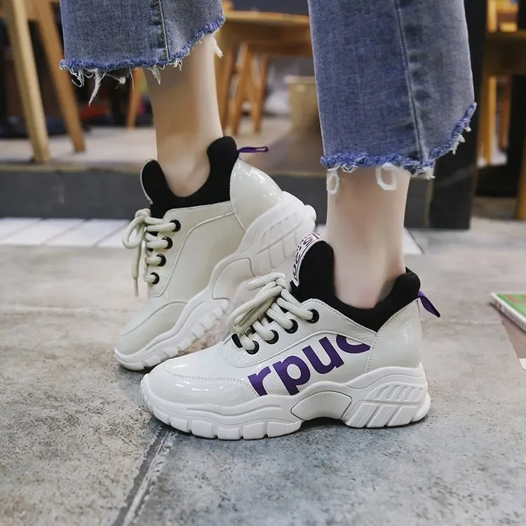 

Fashion Black Beige Patent Leather Sneakers Women Casual Shoes 2019 Trendy Platform Shoes Women Dad Shoes Chunky Trainers