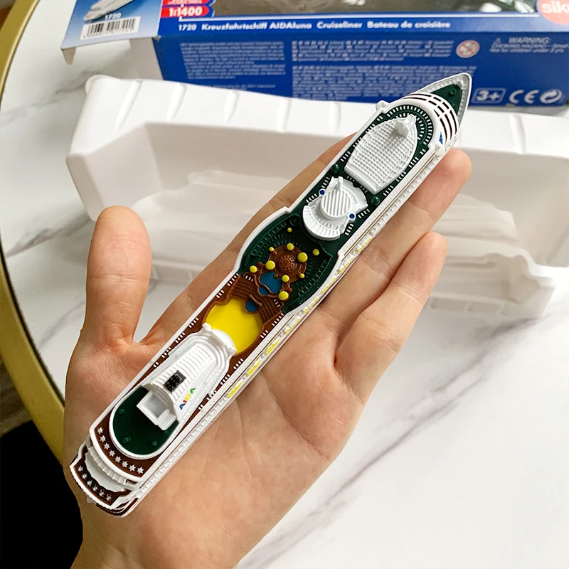 Exquisite 1:1400 alloy cruise ship model,high simulation ship toy,exquisite original packaging,free shipping