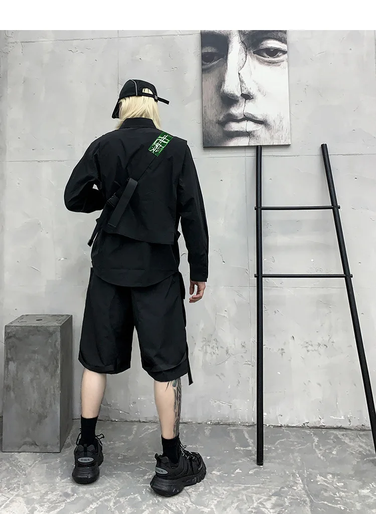 2021 Techwear Cargo Shorts - Pockets Detail