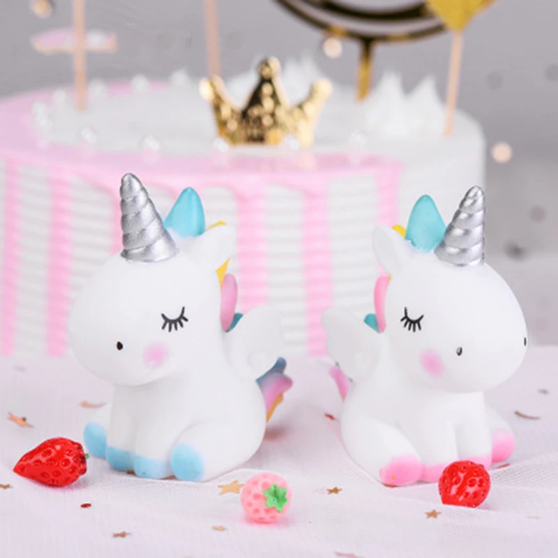 

Miniature christmas PVC Material Unicorn Pony Cartoon Home Decor office Accessories Fairy Garden Model Figurine desk Decoration