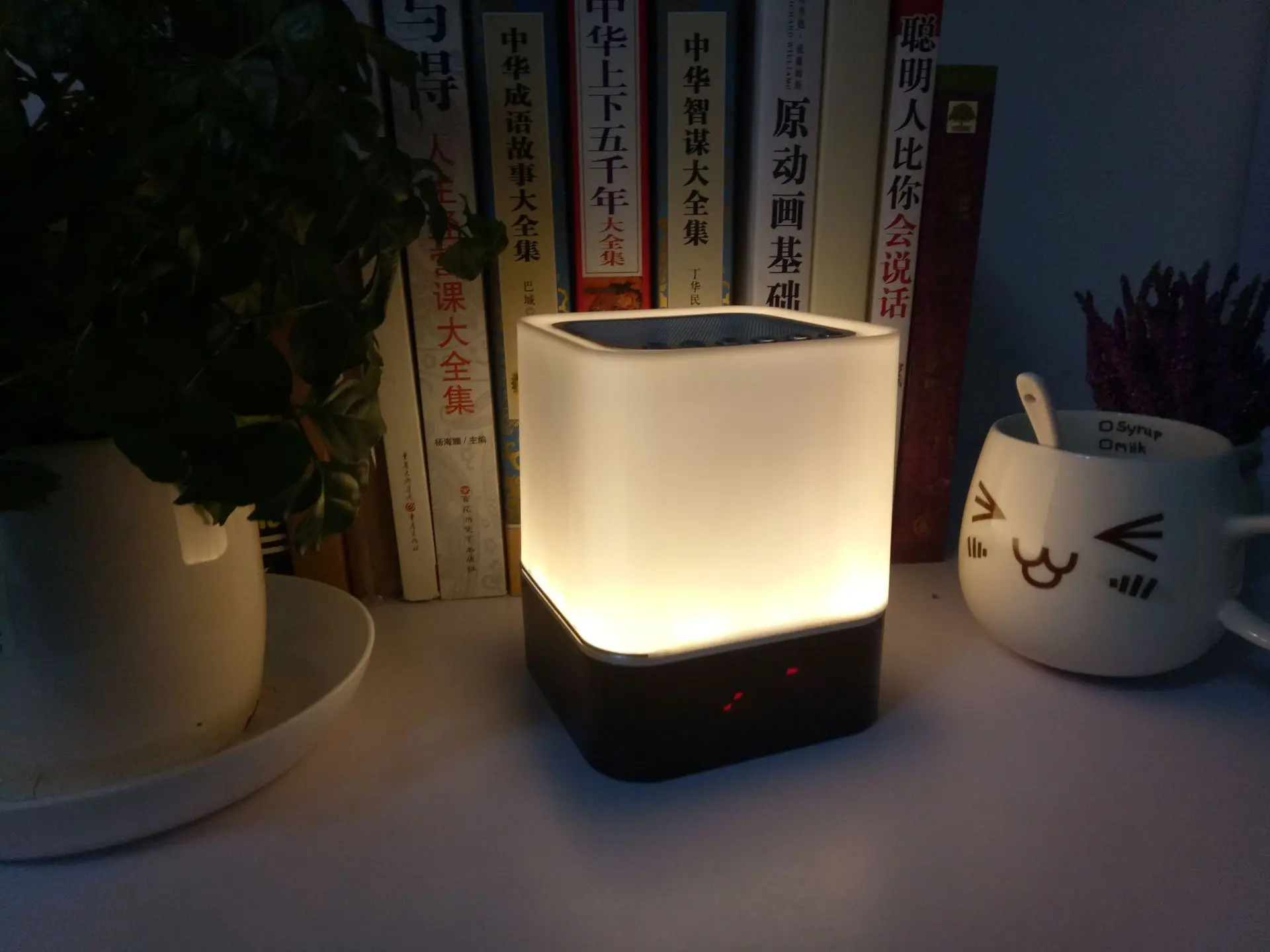 Ночные огни Будильник Bluetooth динамик MP3 сенсорное управление многоцветное Изменение привело прикроватная настольная лампа для спальни AUX поддержка