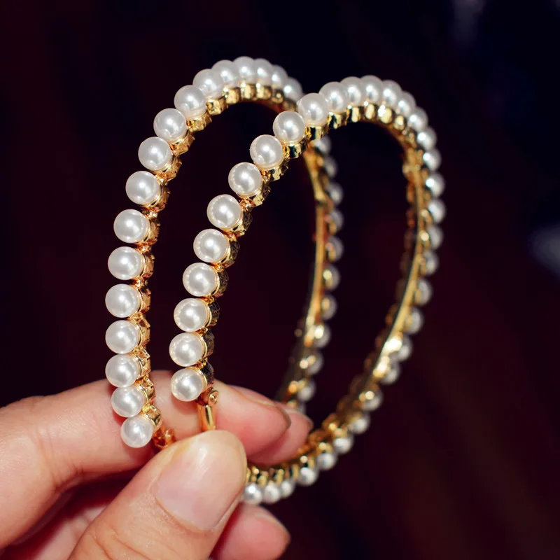 

New Arrival Bohemian White Pearls Hoop Earrings for Women Fashion Jewelry Maxi Ladys' Statement Earrings Accessories