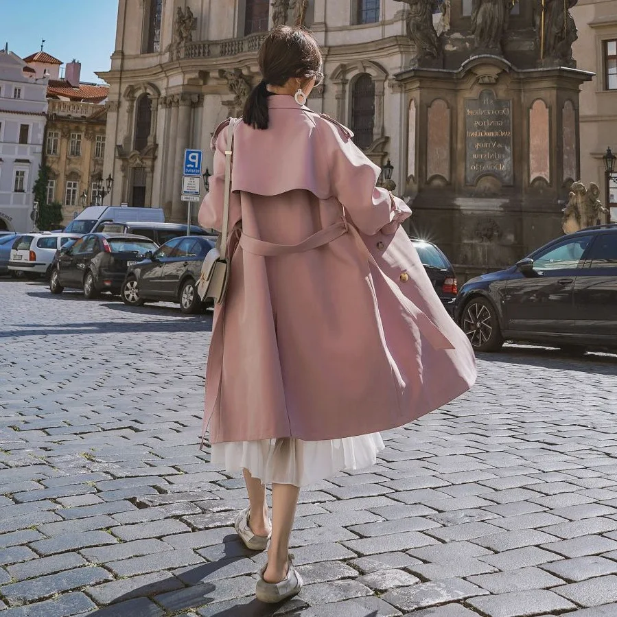 

Photo Shoot 2019 Autumn And Winter Sweet Lotus Pink Double Breasted Waist Hugging Lace-up Slimming Thick Suit Collar Trench Coat