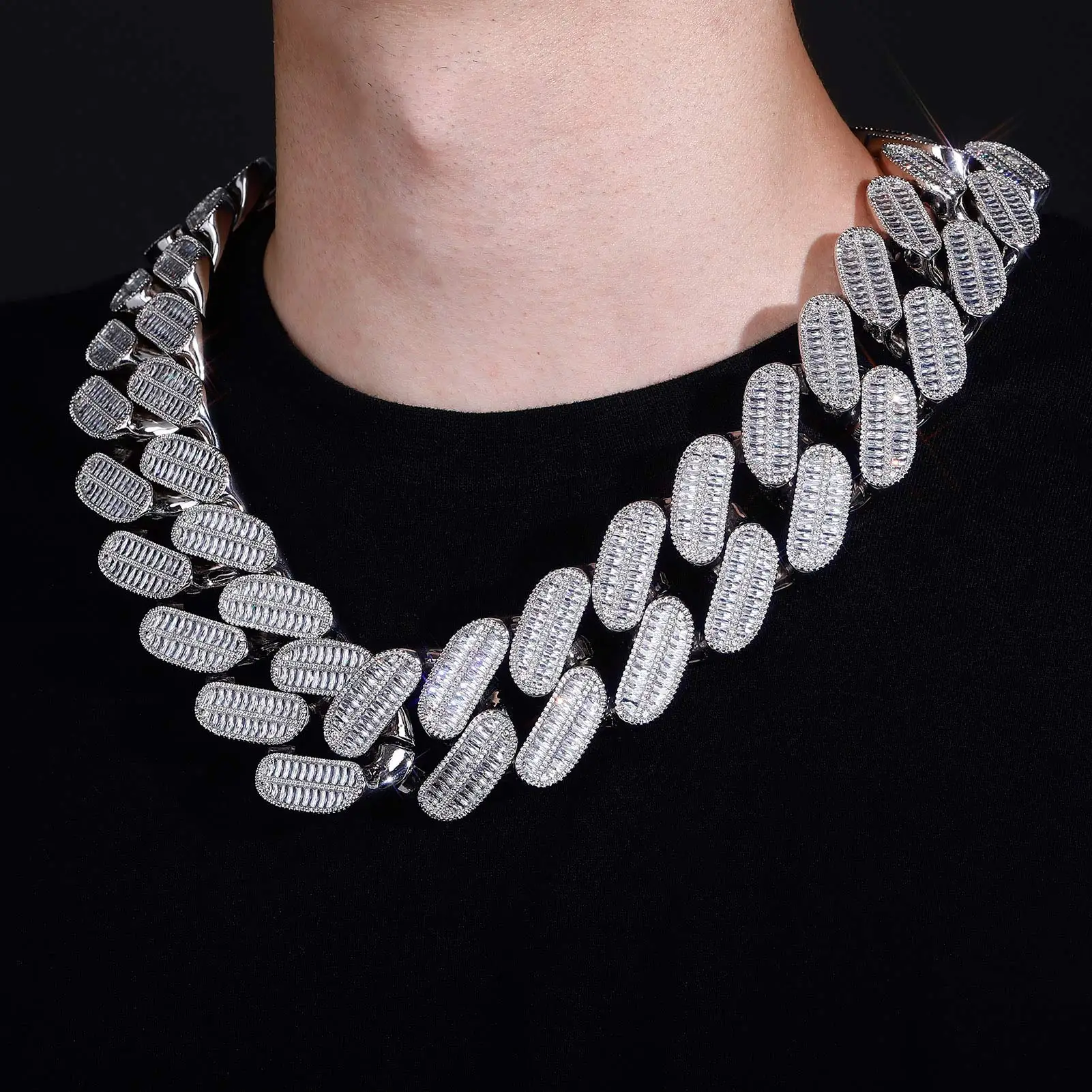 TOPGRILLZ New 39mm Miami Cuban Chain 